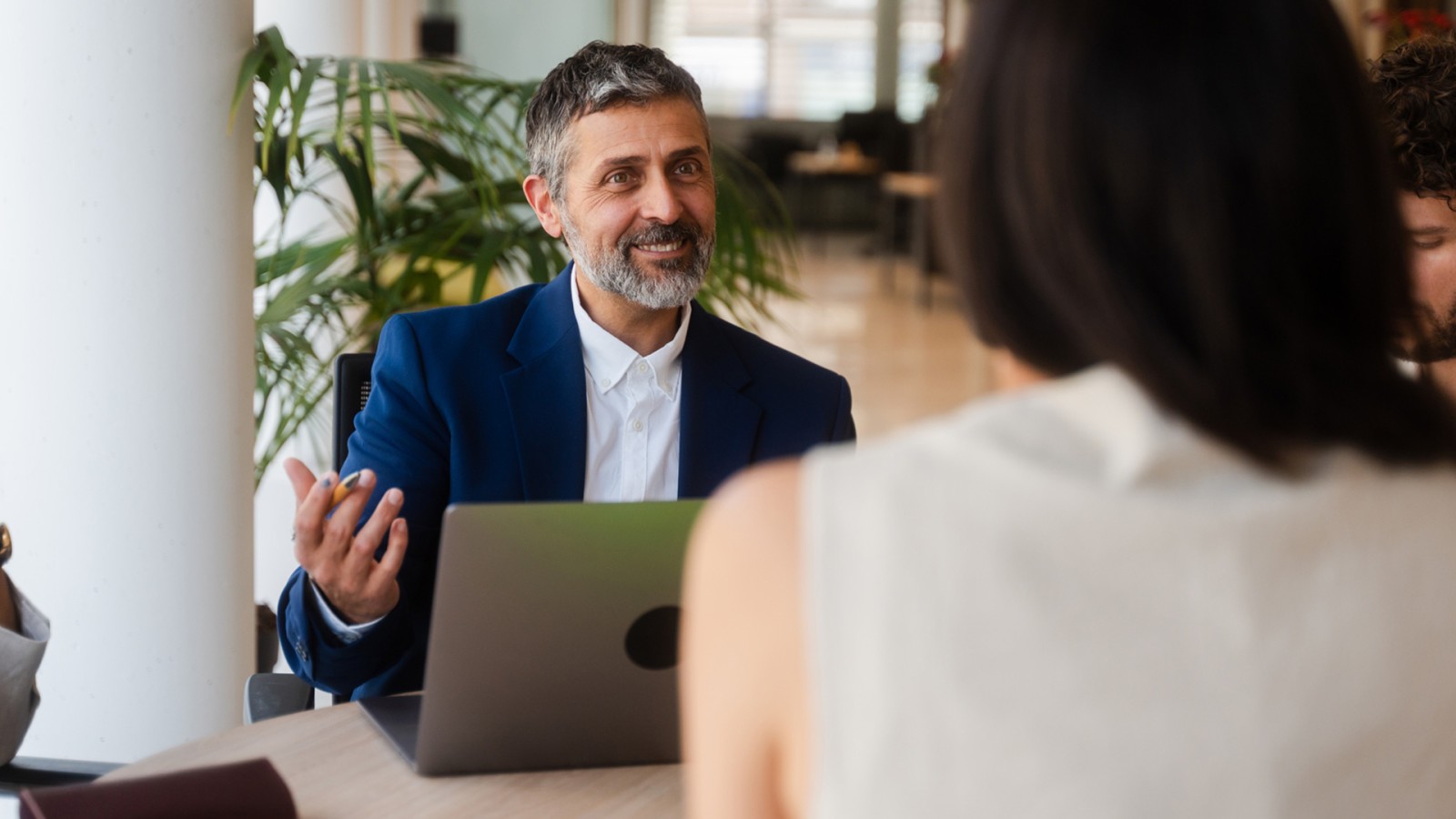32 Arbeiten bei Iventa und HR neu denken